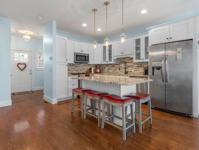 3 Desiree Ct unit C, Smithfield, RI 02917 - photo 2