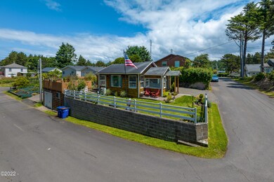 1015 SW 16th St, Lincoln City, OR 97367 - photo 5