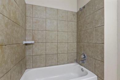 129 Collett Ct unit 131, Weatherford, TX 76088 - photo 6