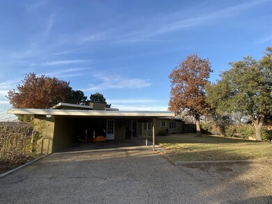 806 W 14th St, Big Spring, TX 79720 - photo 2