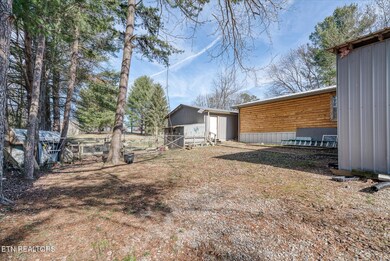 810 Mitchell Ln, Jamestown, TN 38556 - photo 7