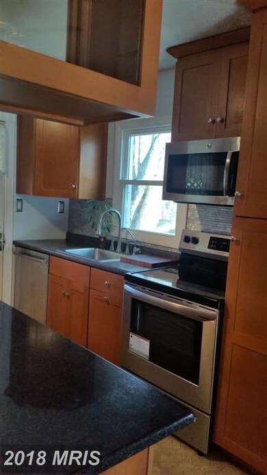 3226 Clayborne Ave, Alexandria, VA 22306 - photo 3