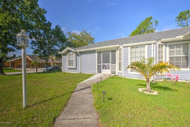 Screen Enclosed Front Entry