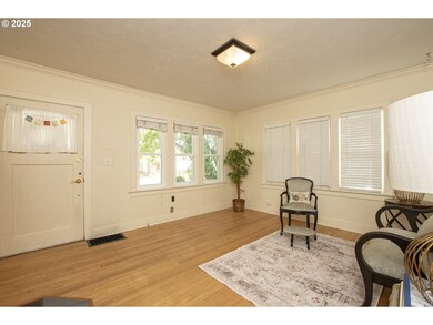 1700 Jefferson St, Eugene, OR 97402 - photo 5