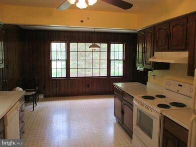 4893 Dumfries Rd, Catlett, VA 20119 - photo 5