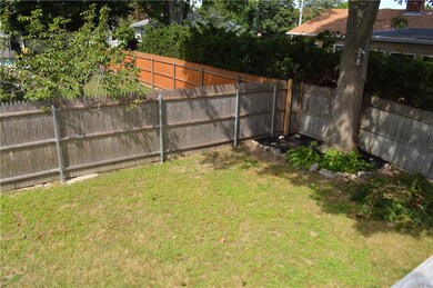 83 Brendard Ave, Warwick, RI 02889 - photo 7