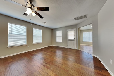 2623 Camden Park Dr, Conroe, TX 77385 - photo 3