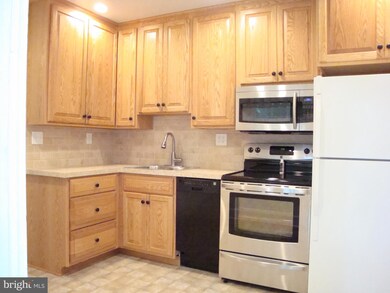 630 Featherbed Ln, Garnet Valley, PA 19060 - photo 6