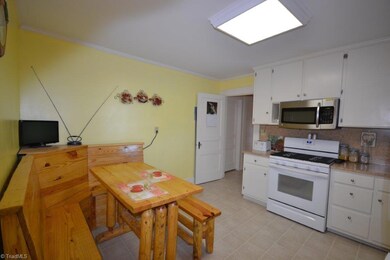 1534 Southmont Dr, Asheboro, NC 27205 - photo 6