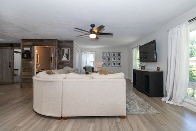 8095 N 2000 Rd E, Downs, IL 61736 - photo 4