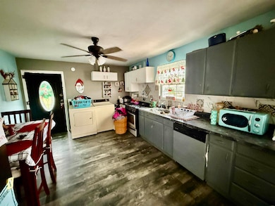 5017 Elk River Rd S, Elkview, WV 25071 - photo 7