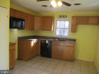 24703 Morgan Rd, Hollywood, MD 20636 - photo 4