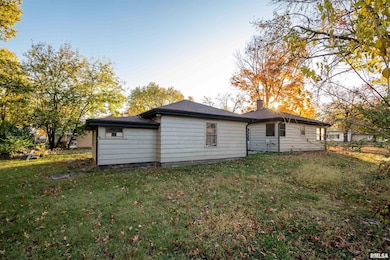 1426 N 4th St, Chillicothe, IL 61523 - photo 6