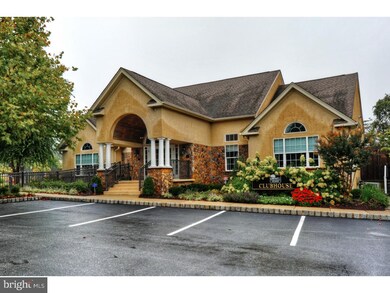 63 Sagewood Dr unit 27, Malvern, PA 19355 - photo 3