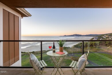 1125 NW Spring St unit A302, Newport, OR 97365 - photo 3