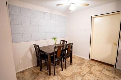 12716 Lakeshore Dr unit C, Lakeside, CA 92040 - photo 4