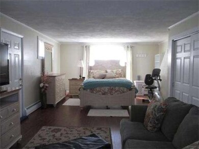 7 Edgemont Ave, Burlington, MA 01803 - photo 4