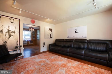 2913 W 3rd St, Wilmington, DE 19805 - photo 4