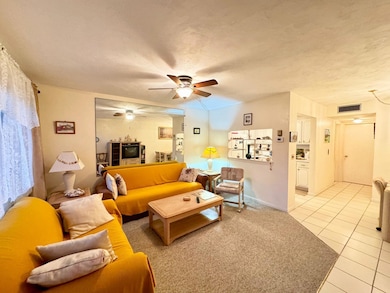 3040 Lake Osborne Dr unit 108, Lake Worth Beach, FL 33461 - photo 4