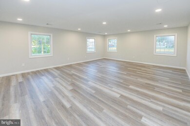 67 Parkside Cir, Willingboro, NJ 08046 - photo 5