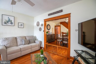 409 Raymond St, Reading, PA 19605 - photo 7