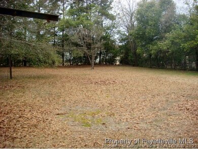 204 Sandalwood Dr, Fayetteville, NC 28304 - photo 3