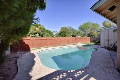 844 W Harrison St, Chandler, AZ 85225 - photo 4