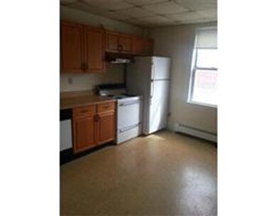 14 Willow St unit 4, Foxboro, MA 02035 - photo 2