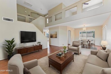 GRAYTHORN.Living Room