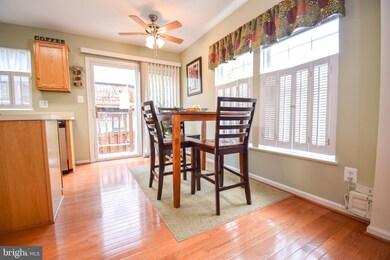 1851 Tiger Lily Cir unit 43, Woodbridge, VA 22192 - photo 7