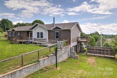 24 King Dr, Leicester, NC 28748 - photo 3