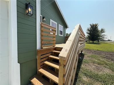 202 Central Ave, Pattonsburg, MO 64670 - photo 4