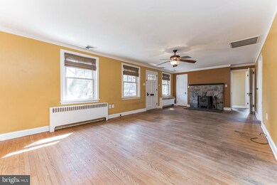 716 S Towamencin Ave, Lansdale, PA 19446 - photo 5