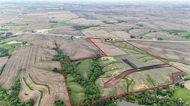 Lot 13 Freesia Ln, Pella, IA 50219 - photo 4