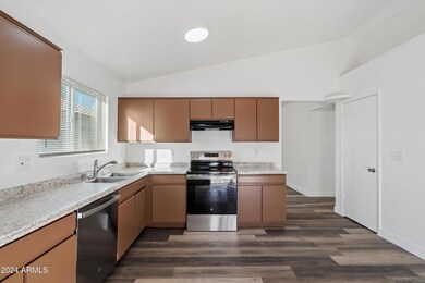 10-Kitchen