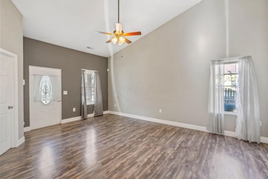 110 Pasadena Ave, Columbus, OH 43228 - photo 6