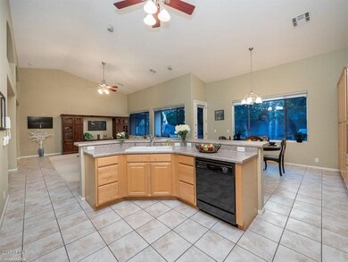 013_Large Center island with sink