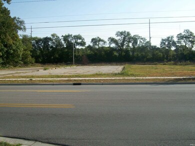 2642 S Main St, Elkhart, IN 46517 - photo 4