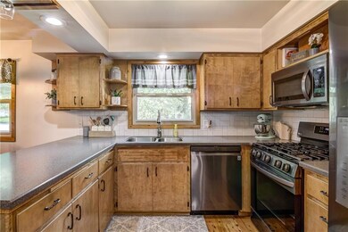 Updated kitchen w/all appliances included