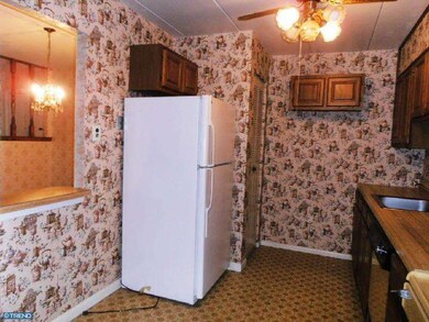 3421 W Chester Pike unit B35, Newtown Square, PA 19073 - photo 4