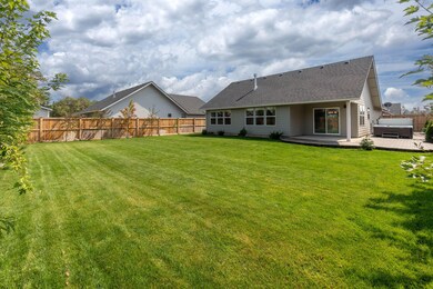 1685 SW Black Butte Ct_0054 copy