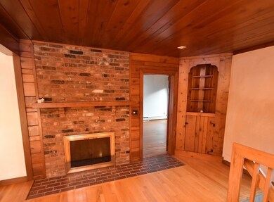 87 Woodbridge St, South Hadley, MA 01075 - photo 5