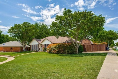 700 Liberty Ct, Wylie, TX 75098 - photo 2