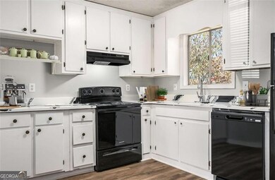 279 Allison Ct, Riverdale, GA 30274 - photo 5