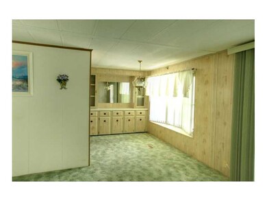 647 Periwinkle Cir, Sebastian, FL 32976 - photo 4