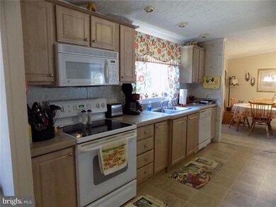 18028 Deere Trac Ln, Ruther Glen, VA 22546 - photo 3