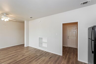 204 Ridgeway Blvd, Weatherford, TX 76086 - photo 6