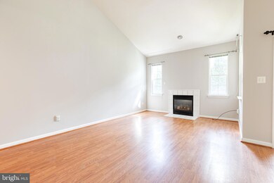 5003 Hollington Dr unit 303, Owings Mills, MD 21117 - photo 6