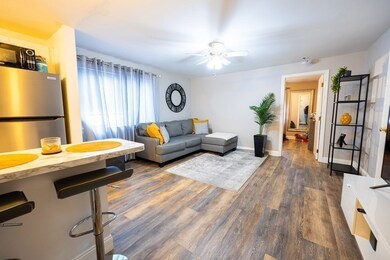 59 Swan St, Everett, MA 02149 - photo 4