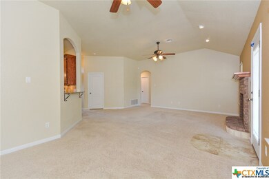 3506 Lucas St, Copperas Cove, TX 76522 - photo 7